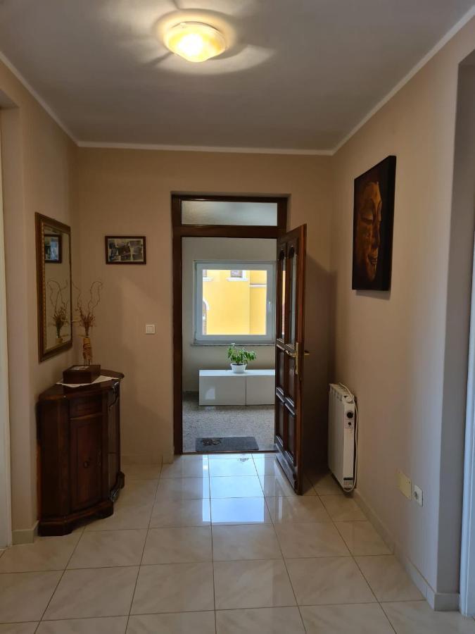 Apartment Sunny Пула Экстерьер фото